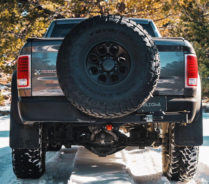 RIG'd UltraSwing® Mega-Fit Spare Tire Hitch Mount