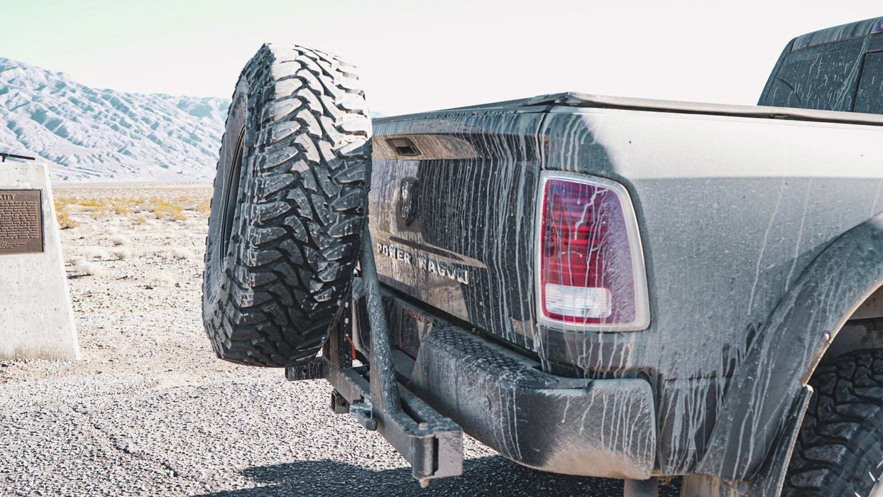 RIG'd UltraSwing® Mega-Fit Spare Tire Hitch Mount