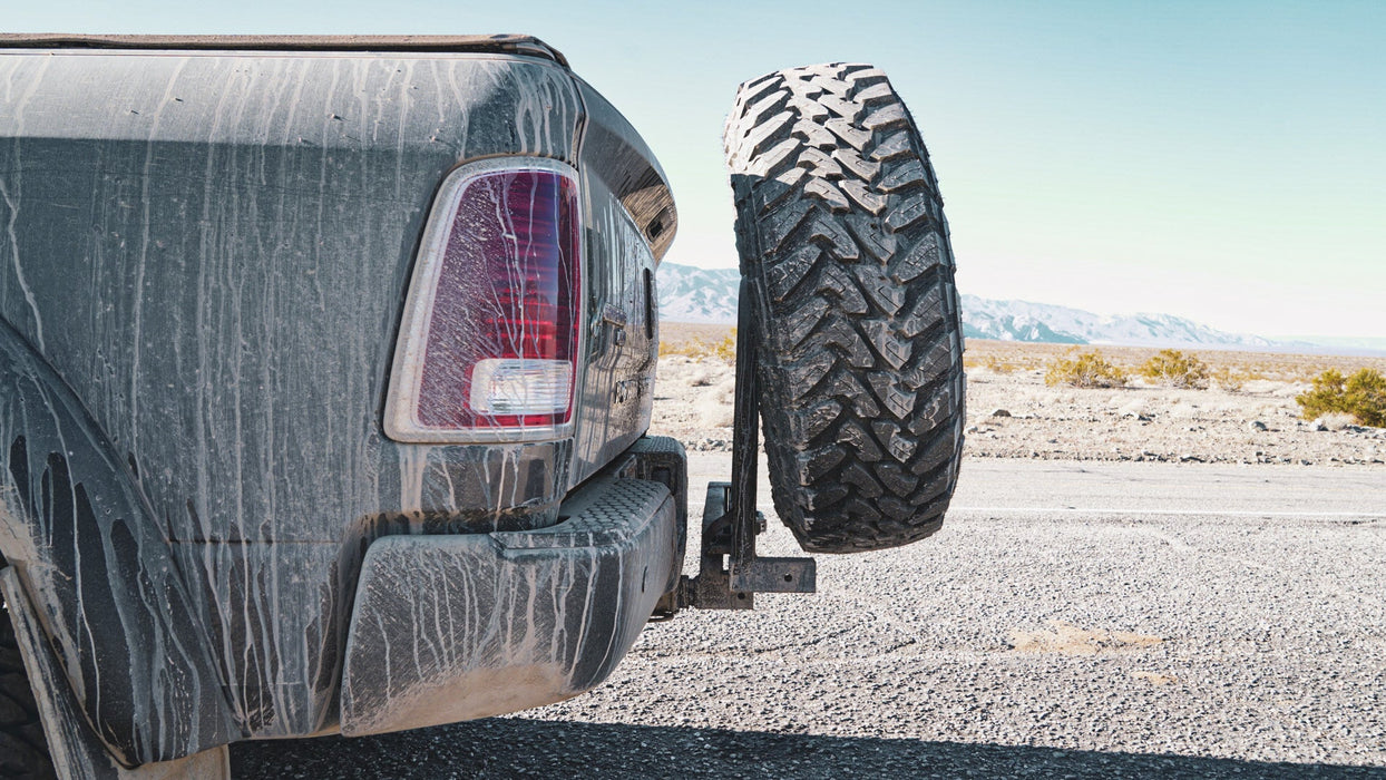 RIG'd UltraSwing® Mega-Fit Spare Tire Hitch Mount
