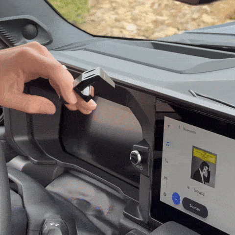 Offroam MagSafe Compatible Phone Mount for Land Cruiser 250 (2024-Current)