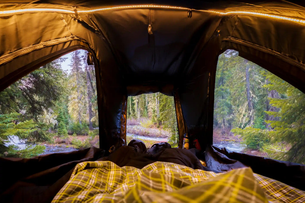 Freespirit Recreation Aspen Pro Standard Rooftop Tent