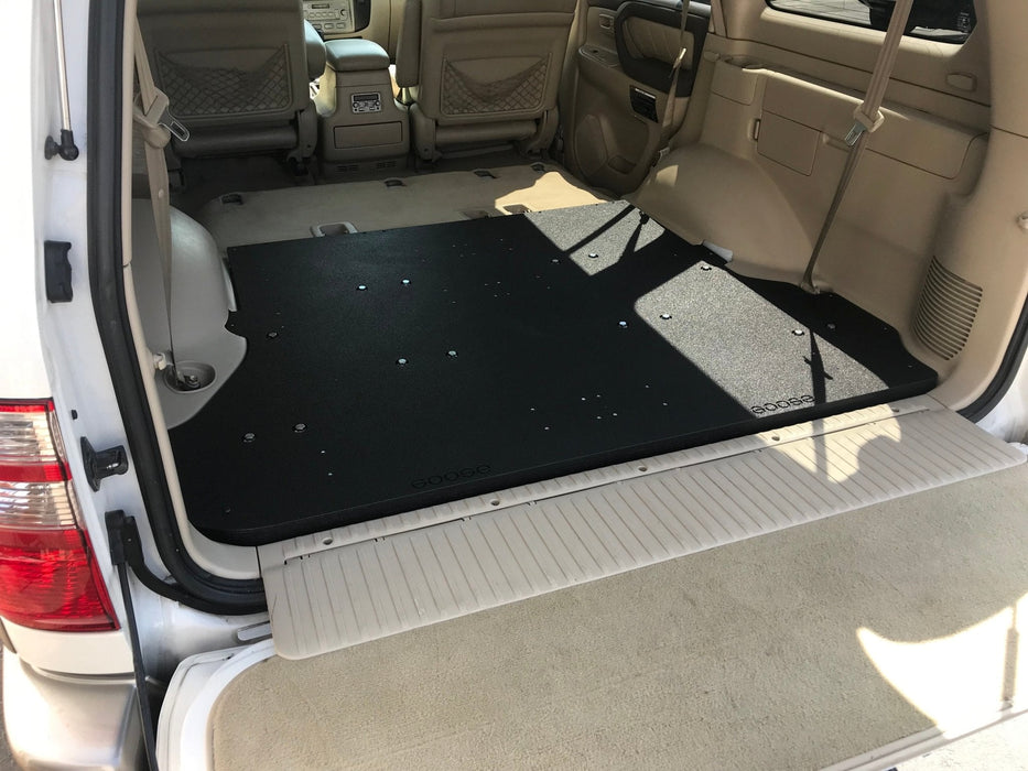 Goose Gear Rear Plate System For Land Cruiser 100 (1998-2007)