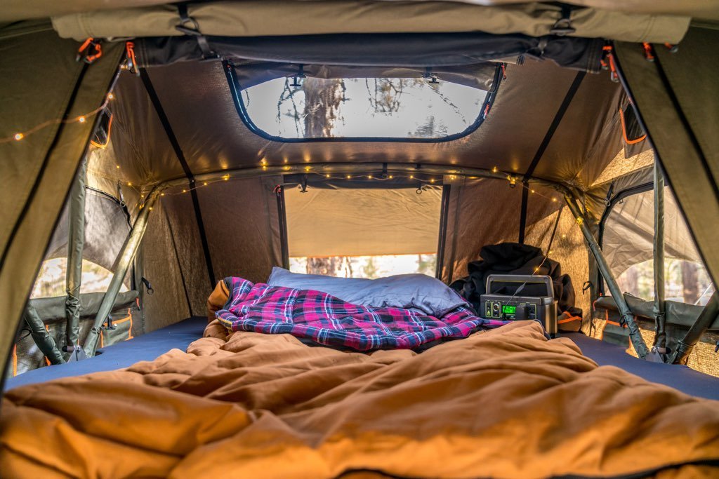 ROAM Adventure Co. The Vagabond Rooftop Tent, Black / No Annex